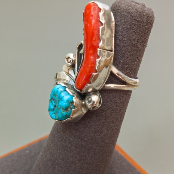 Vintage Sterling Silver Turquoise & Coral Ring – Navajo-Style Split Shank - Picture 9 of 11